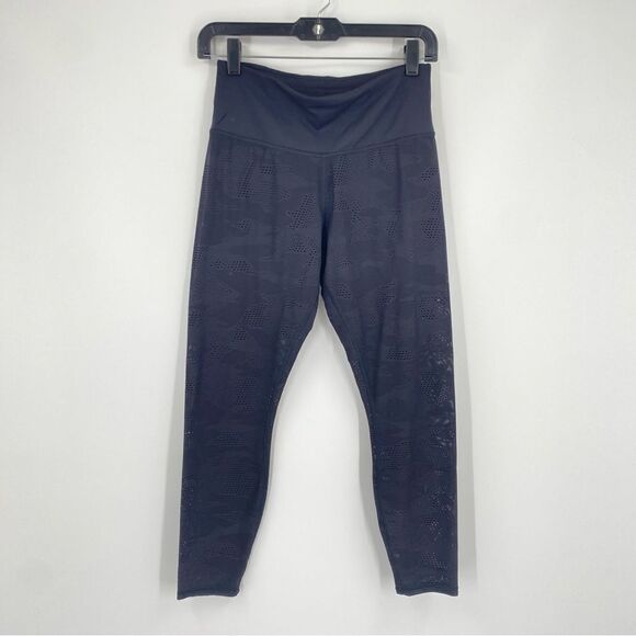 Athleta Women’s Phenom Camo 7/8 Tight Black size S - Picture 1 of 5